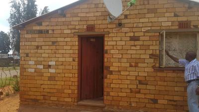 House For Sale in Mapetla, Bakgatla Ba Mmakau