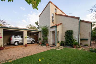 House For Sale in Clubview, Centurion