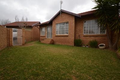 Townhouse For Sale in The Reeds, Centurion