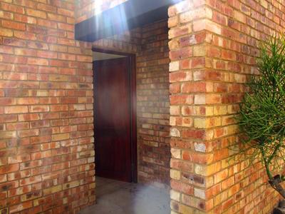 Townhouse For Rent in Brooklands Lifestyle Estate, Centurion