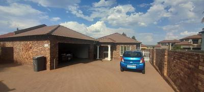 House For Rent in Thatchfield, Centurion