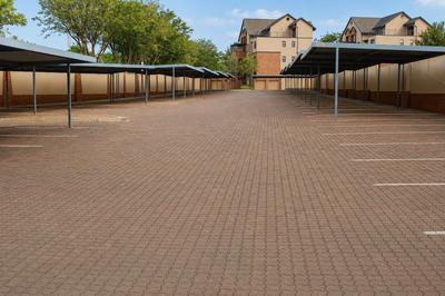 Apartment / Flat For Sale in Halfway Gardens, Midrand