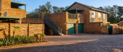 Townhouse For Sale in Rooihuiskraal North, Centurion