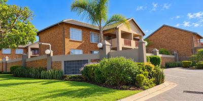 Townhouse For Sale in Amberfield, Centurion
